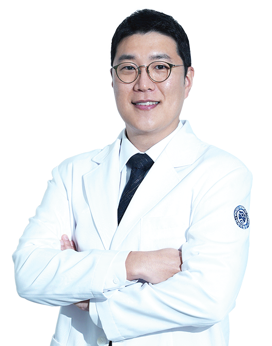 김진완